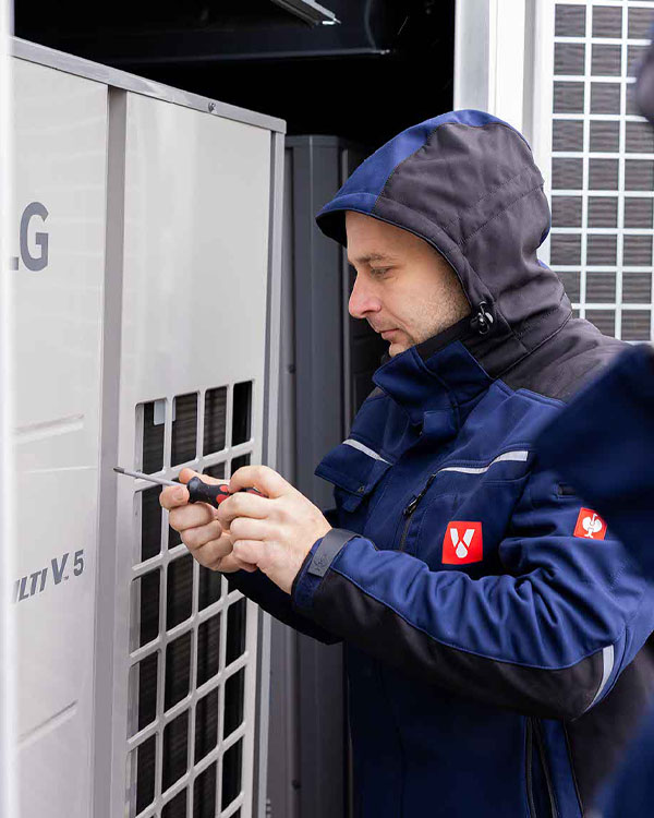 Reparatur und Instandsetzung